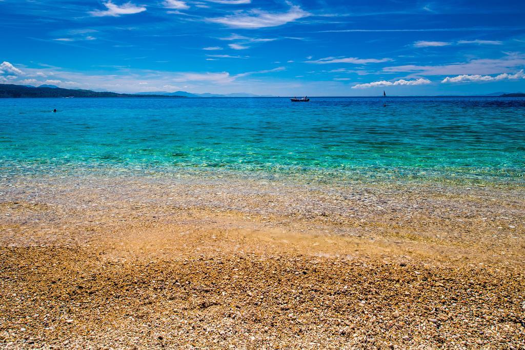Krouzeri Beach Apartments Niszáki Szoba fotó