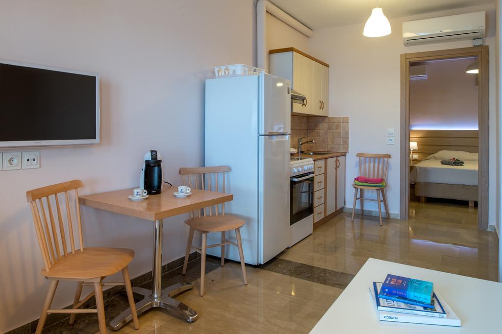Krouzeri Beach Apartments Niszáki Szoba fotó