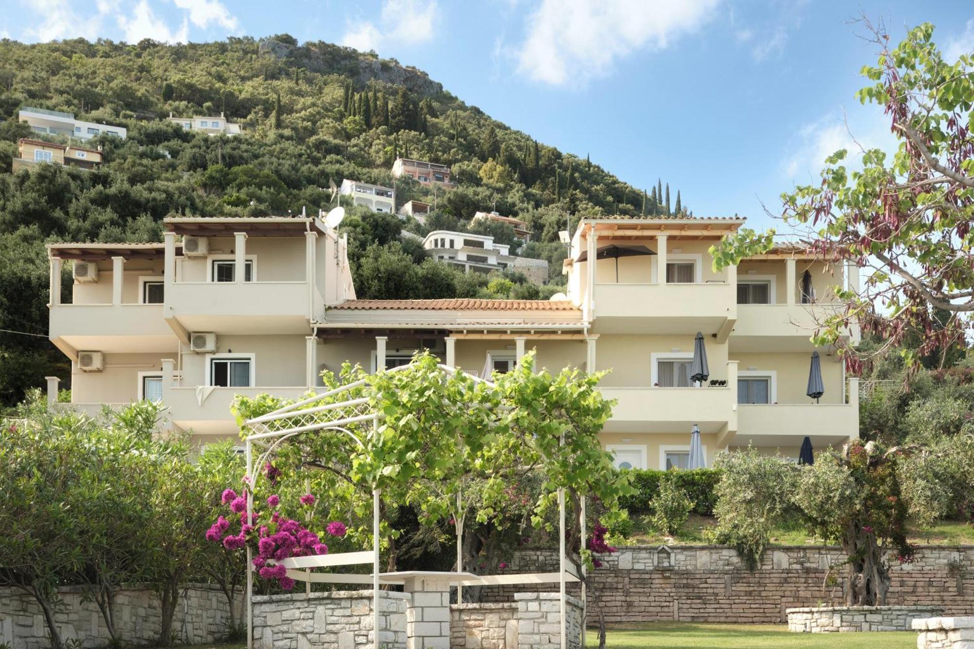 Krouzeri Beach Apartments Niszáki Kültér fotó