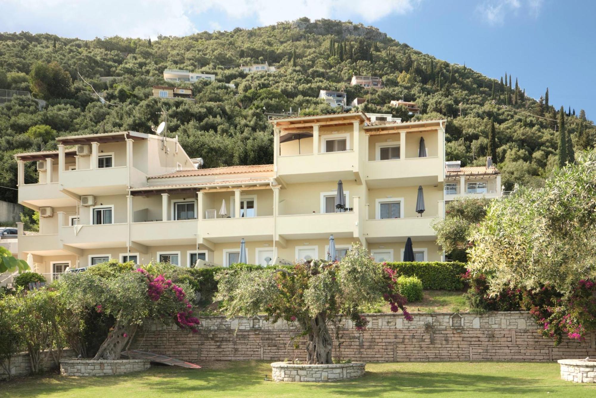 Krouzeri Beach Apartments Niszáki Kültér fotó