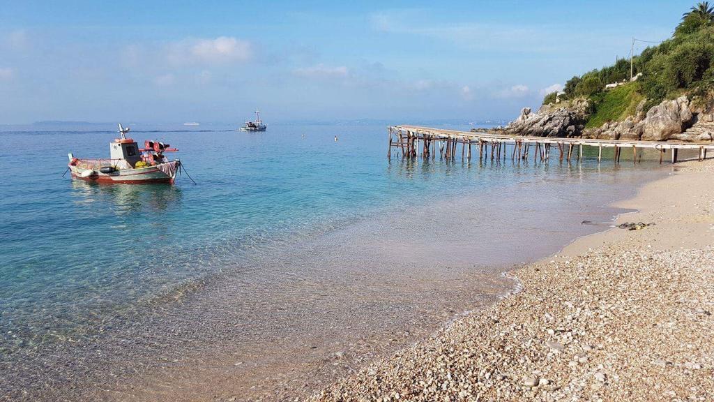Krouzeri Beach Apartments Niszáki Kültér fotó